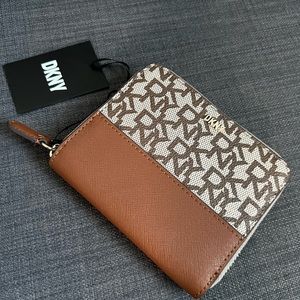 NWT DKNY VELA SMALL ZIP AROUND WALLET CASE ORGANIZER